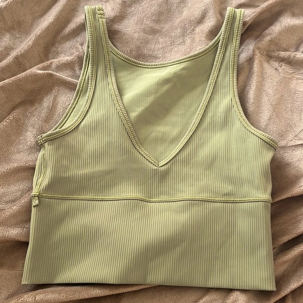 Lululemon Tank Top - Picture 1 of 3